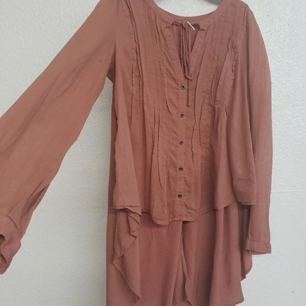 Free People Brown Long Sleeves Boho Peasant Embroidered high low top